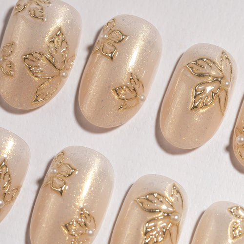 Petal & Pearls press on nails zoomed - Lilac St.