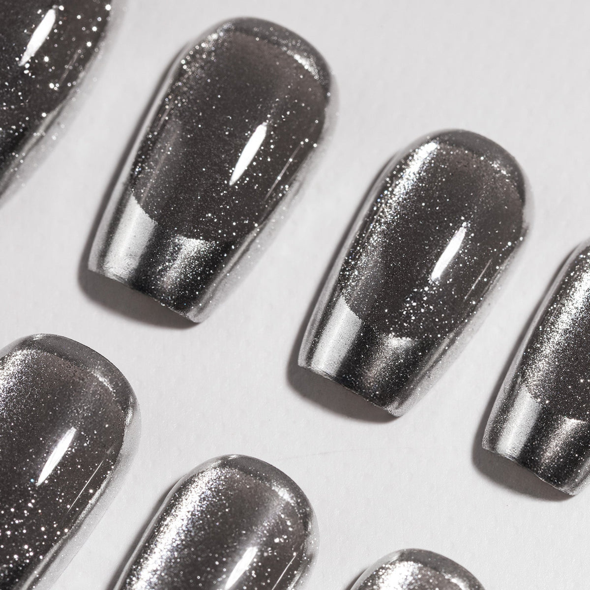 Silver Lining Press on nails zoomed - Lilac St.