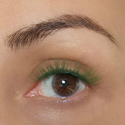 Lilac St. Originals Emerald Eyelash Extensions - on model