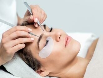 How Much Do Eyelash Extensions Cost?