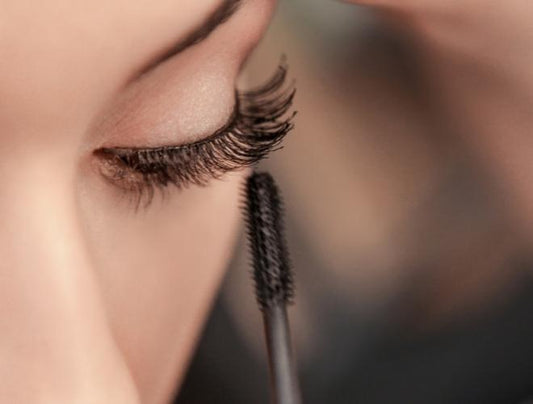 can you put mascara on eyelash extensions