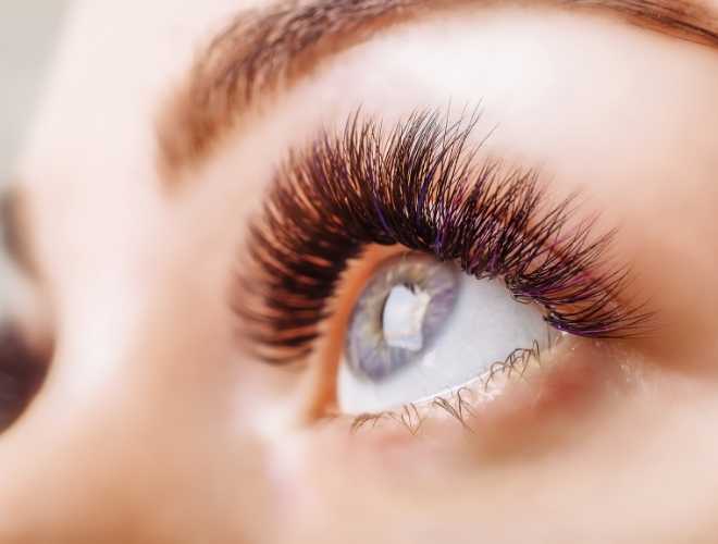 Eyelash Extensions vs False Lashes: What to Choose?