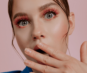 How to Wash Your Face With Eyelash Extensions: 6 Easy Steps