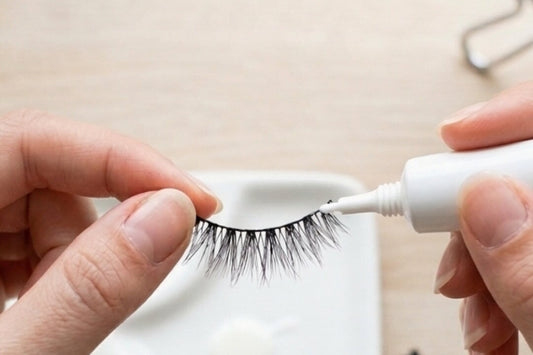 how to glue fake eyelashes