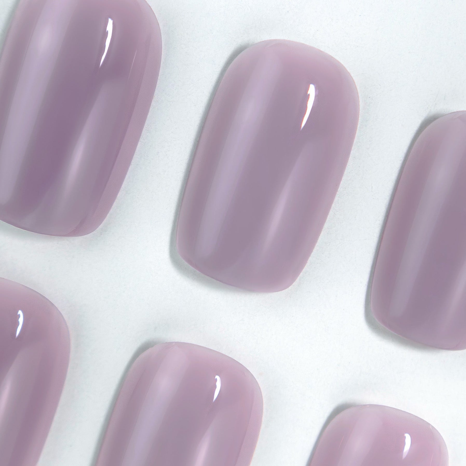 Grey Wisteria Press on nails zoomed - Lilac St.