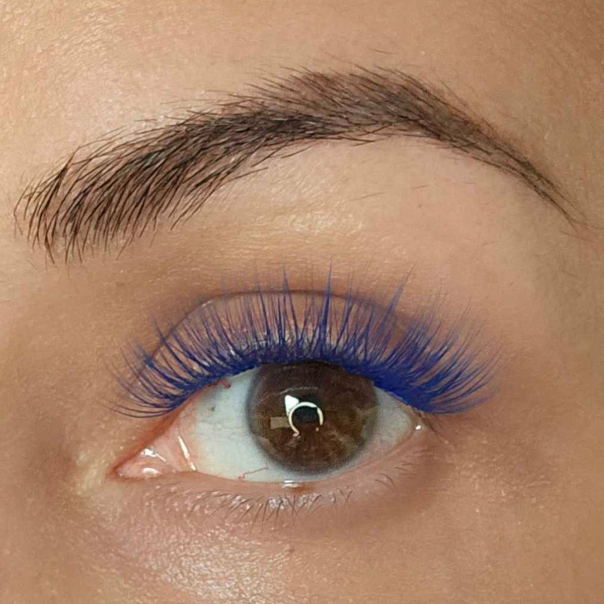 Lilac St. Originals Sapphire Eyelash Extensions - on model